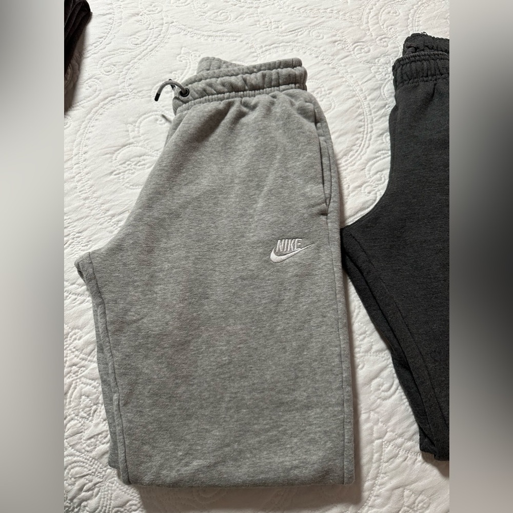 Nike sweatpants- size xs